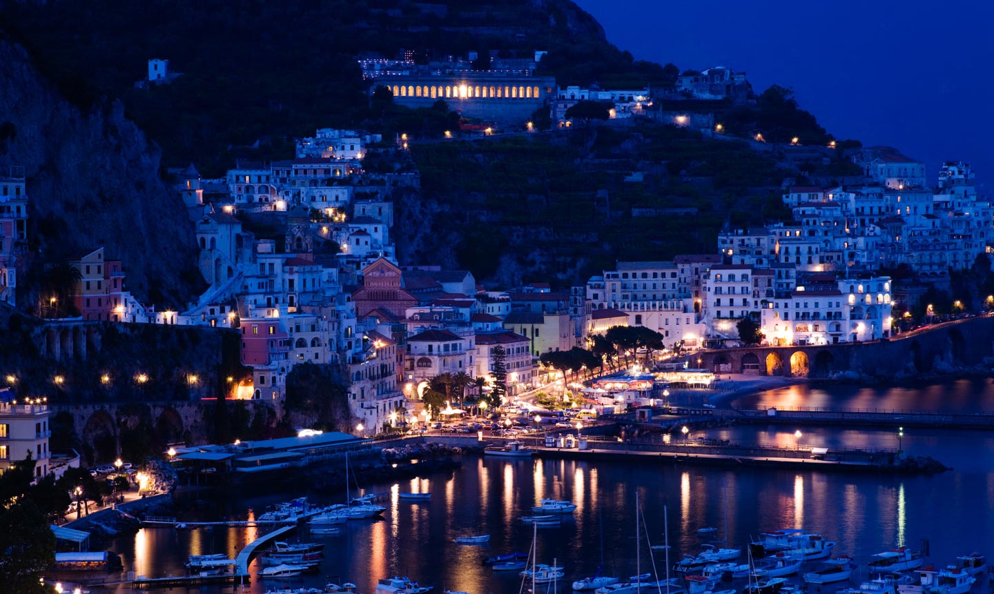 Amalfi Coast - Africana Famous Club – Club e Show – Night Club Praiano ...